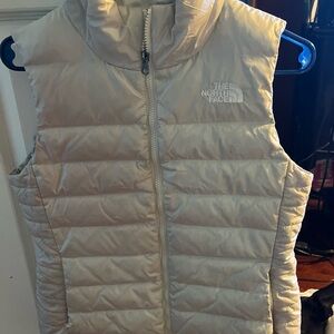 The North Face Women's Cream Puffer Vest